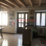 Casa affiancata abitabile subito con giardino – perfetta per vacanze