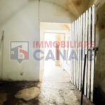 Porzione Centrale di Casa a Schiera da Ristrutturare nel Cuore di Posina