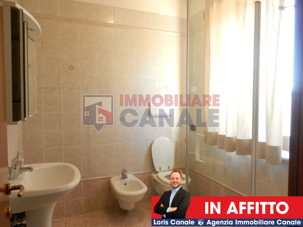 AFFITTASI  UFFICI COMMERCIALI ARREDATI PIOVENE ROCCHETTE