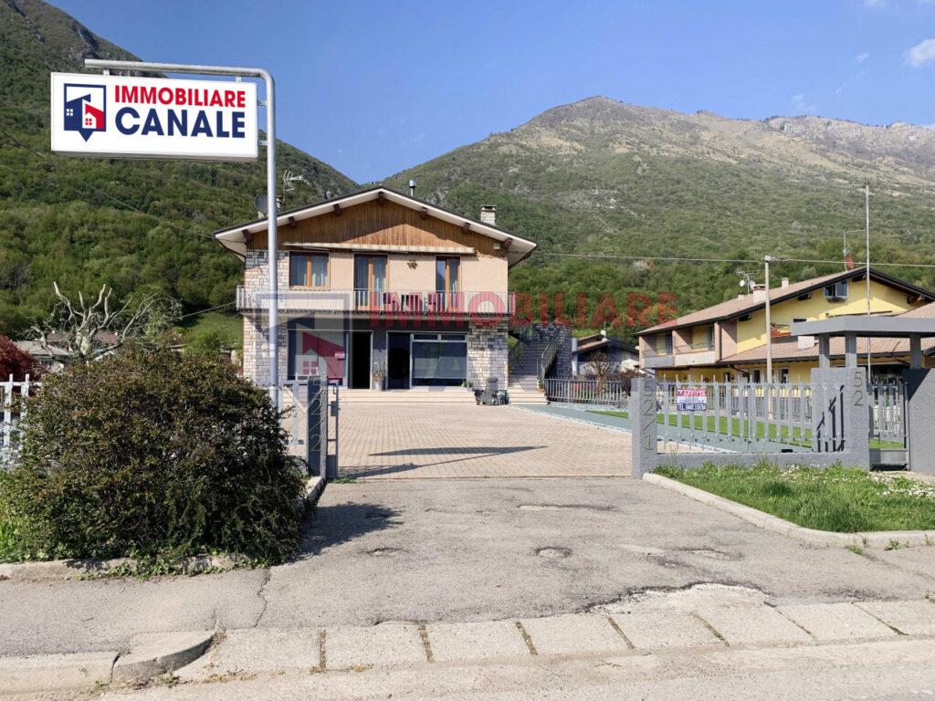 LOCALE COMMERCIALE/DIREZIONALE IN AFFITTO