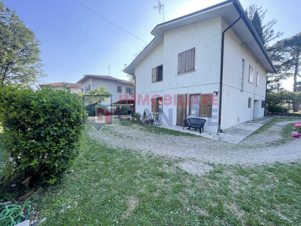 PORZIONE DI BIFAMILIARE LIBERA DA NOVEMBRE 2026