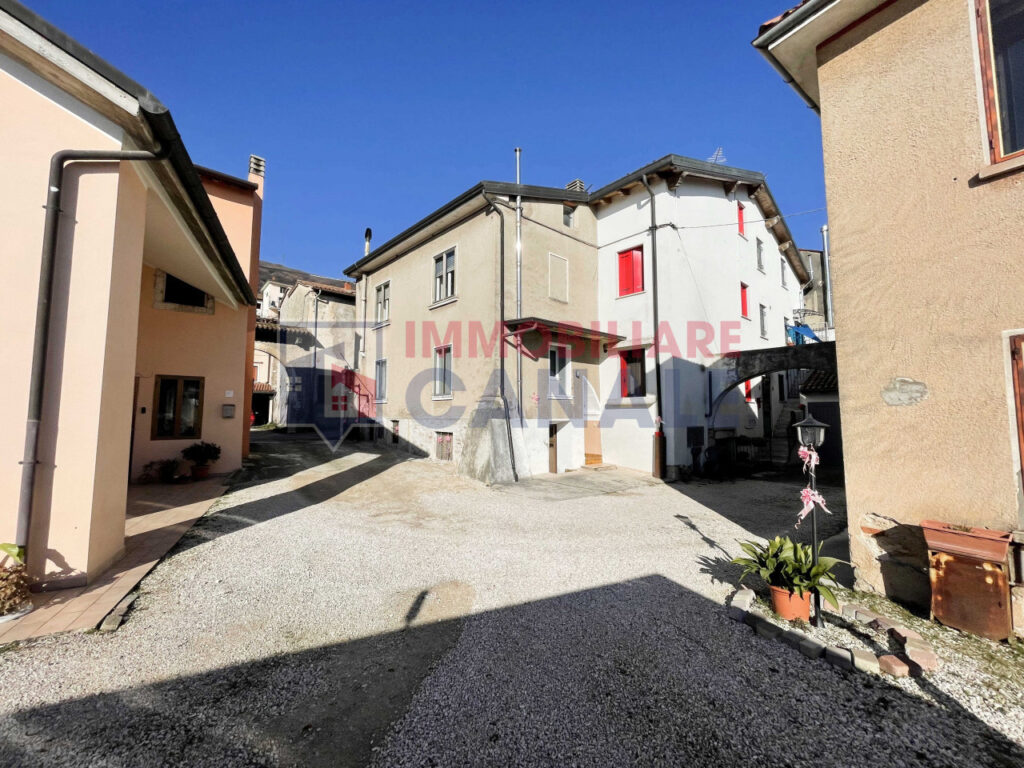 Casa a Schiera in Vendita nel Centro di Piovene Rocchette