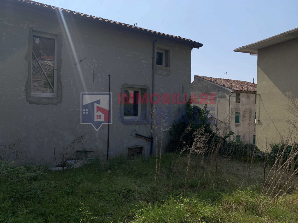 CASA SINGOLA RISTRUTTURATA